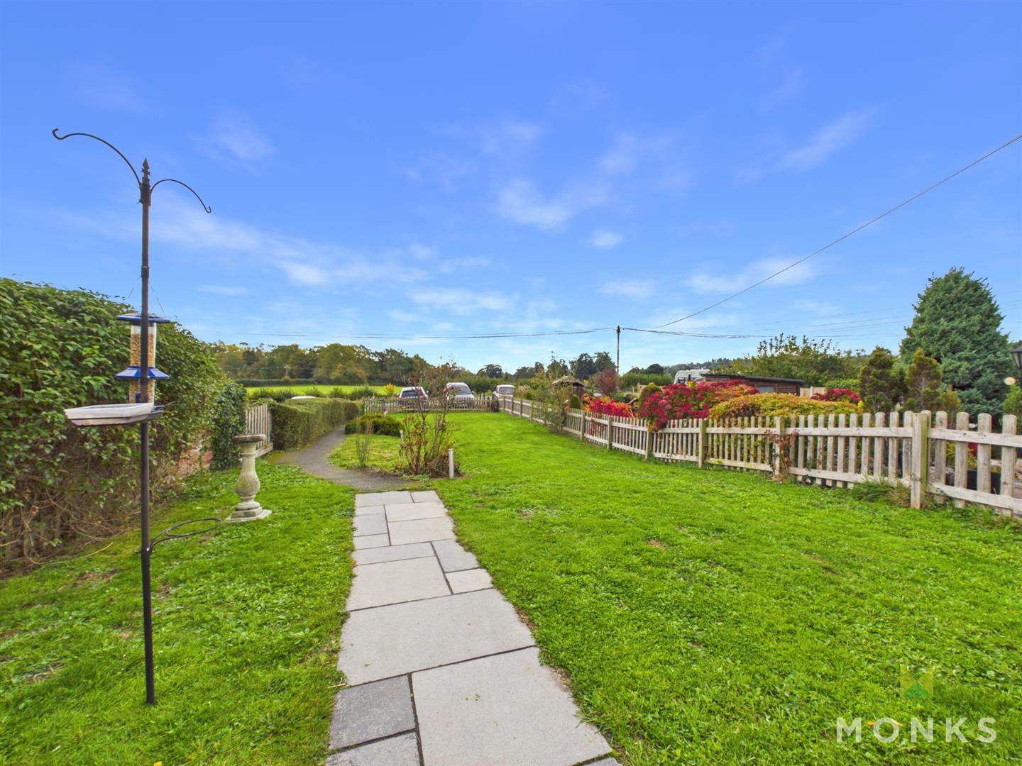 28 The Terraces, Oswestry, SY10 9NB For Sale